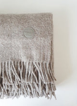 Load image into Gallery viewer, Namuos Wool Blanket Throw
